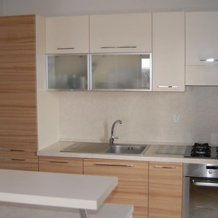Apartments Karabaic بونات المظهر الخارجي الصورة