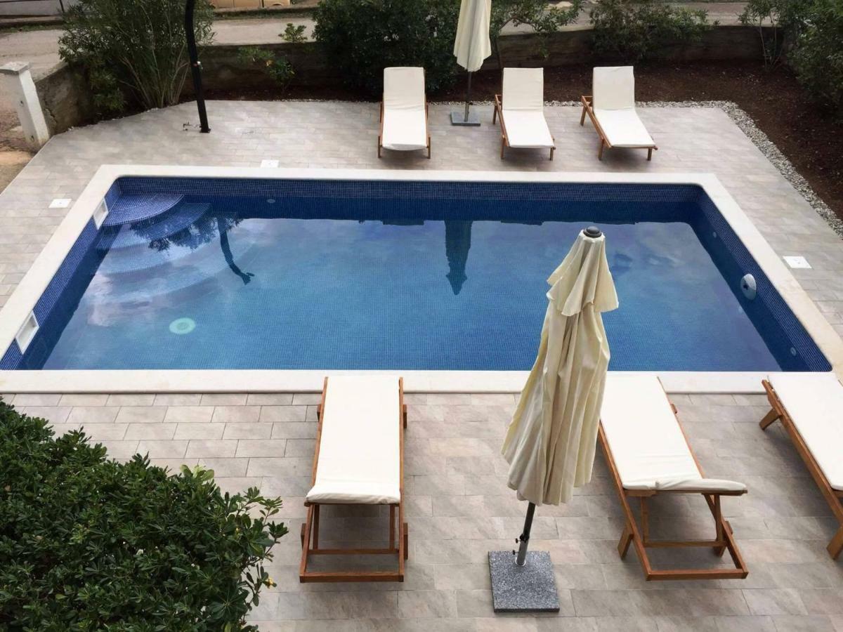 Apartments Karabaic بونات المظهر الخارجي الصورة